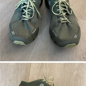 OC green sneakers 9.5